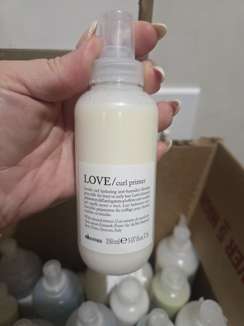 Davines LOVE Curl Primer — Cream Leave-In Anti-Frizz Spray